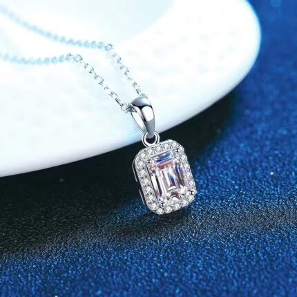 Radiant Crystal Elegance Necklace